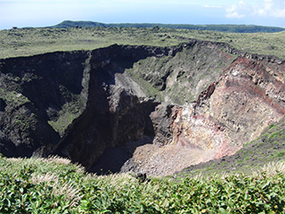 三原山火口